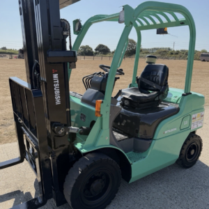 Mitsubishi 2.5 Tonne Diesel Forklift Truck Container Spec