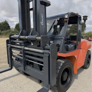 Baoli 8 tonne diesel forklift truck