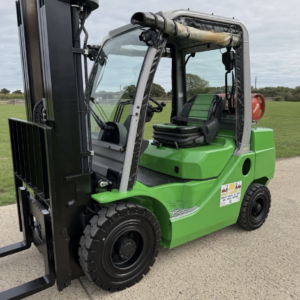 Cesab 2.5 Tonne Gas Forklift triple Container Spec